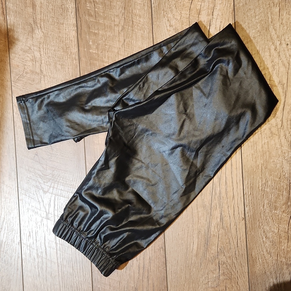 New Kathy Leather Look Leggings